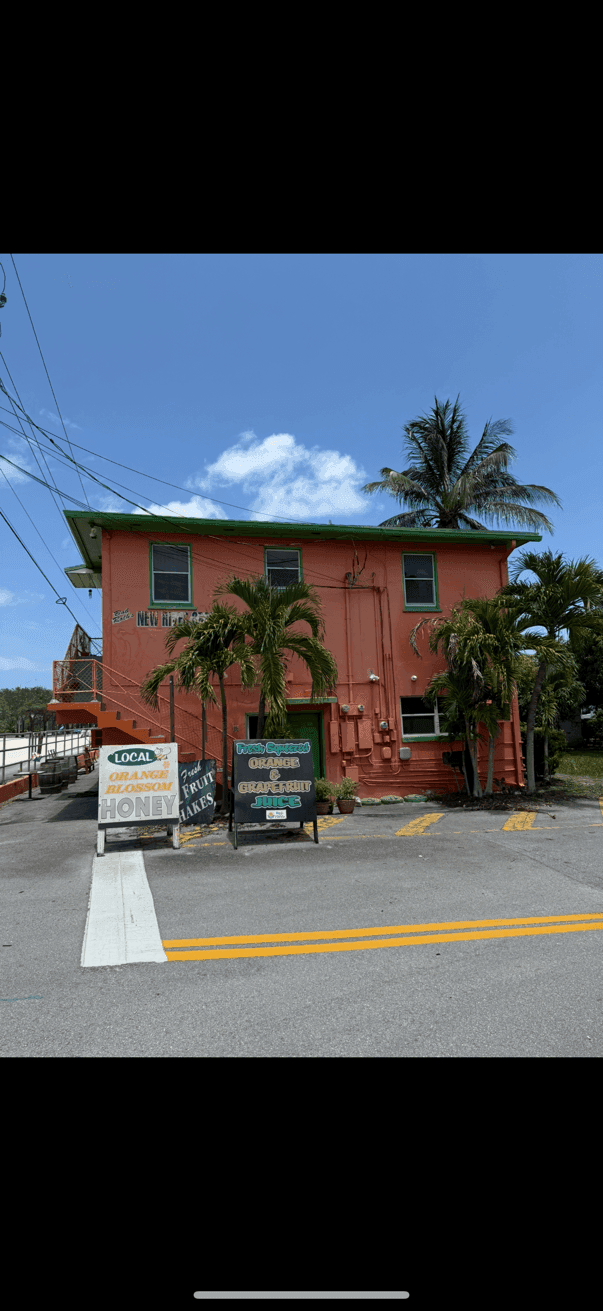 South Florida residential exterior before repainting by Twils Painting
